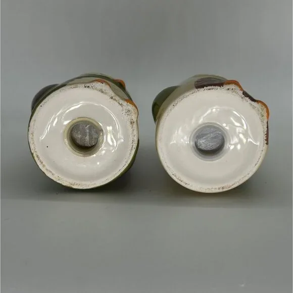 Vintage Owl Salt & Pepper Shakers 1970s-1980s Ceramic Kitschy Olive Green Beige - Picture 6 of 6